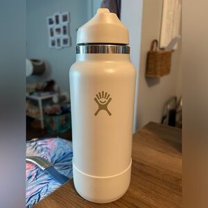 Hydro Flask water bottle